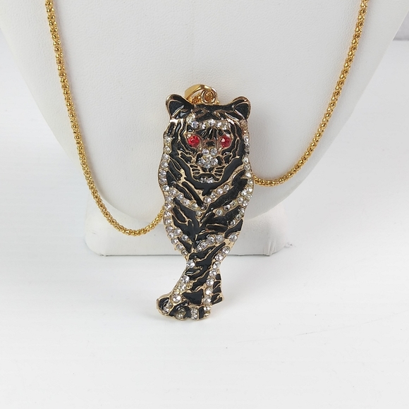 Betsey Johnson Jewelry - 🆕 NWT Betsey Johnson Necklace XL Tiger